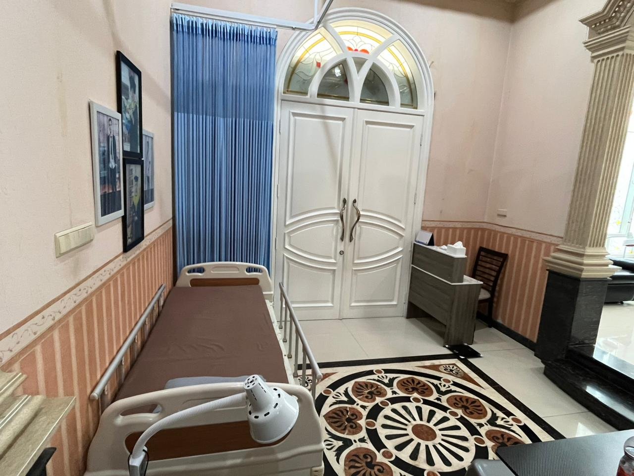 Suasana ruang Klinik Utama Medika